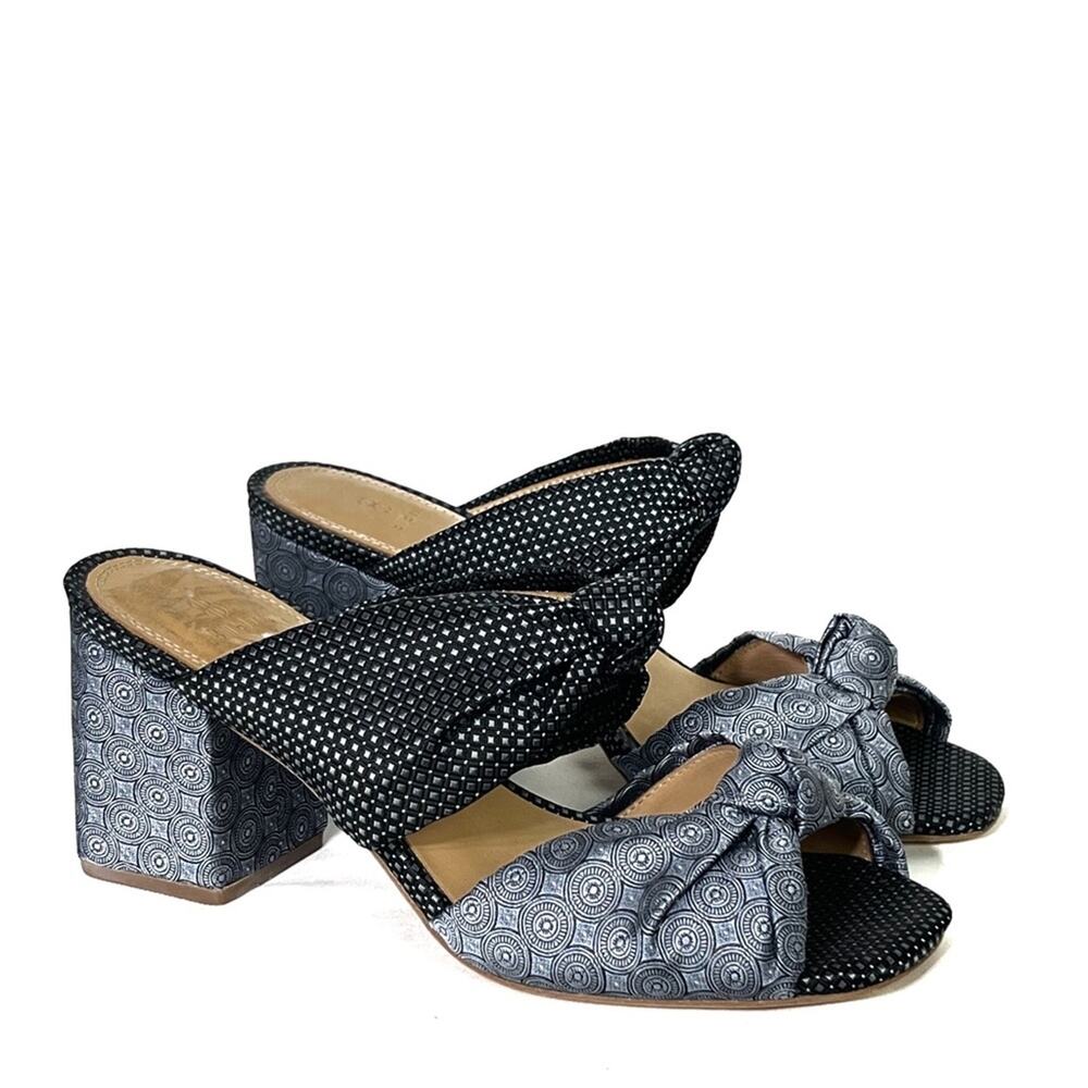 Bill Blass Kaley Satin Bow Sandals Size 7 NEW